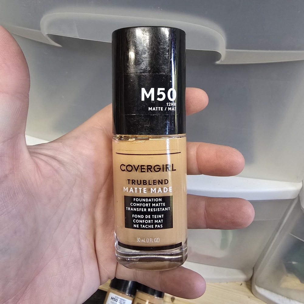 Covergirl Trublend Matte Made Liquid Foundation Glass Bottle M50 Soft Tan 1 Oz